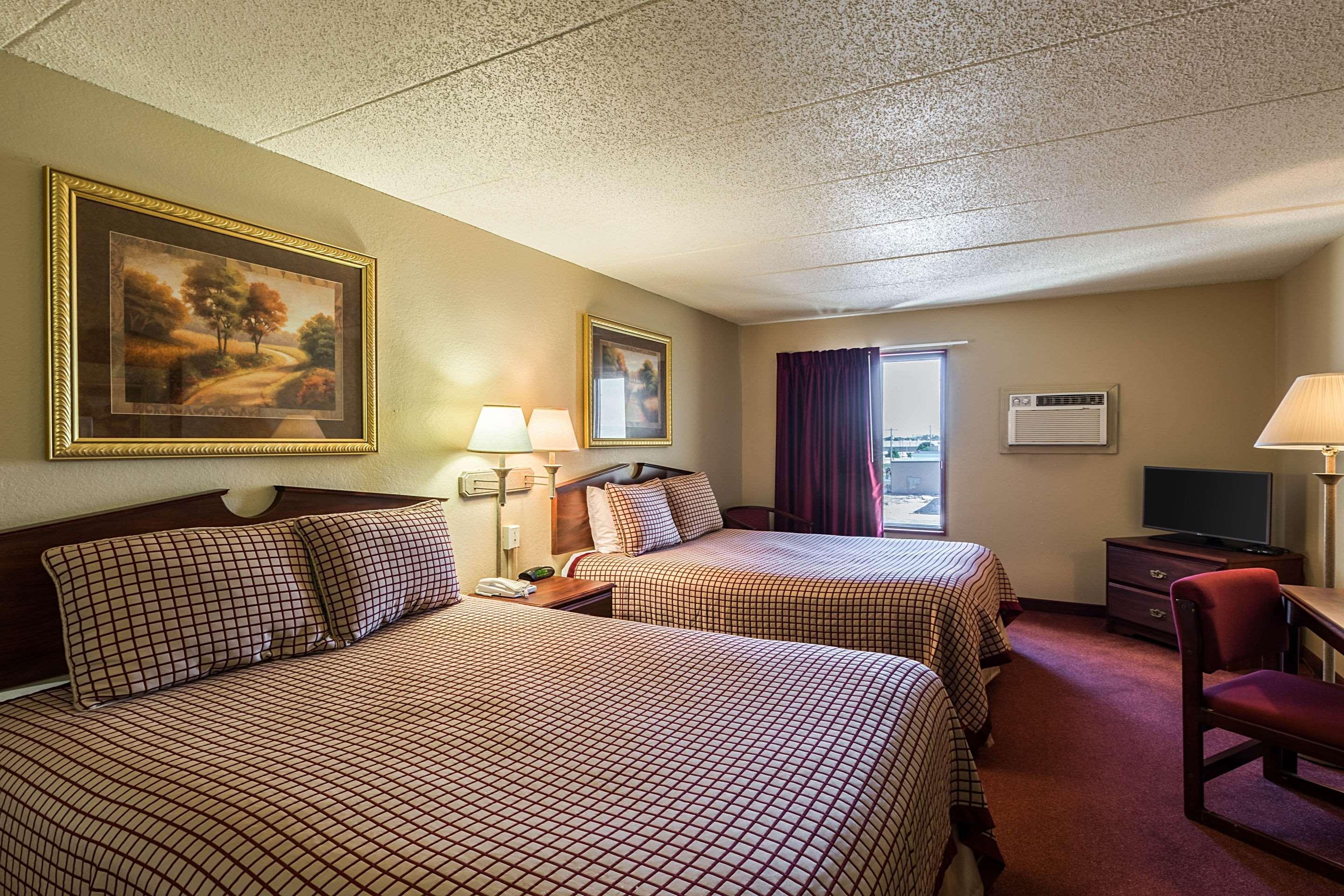 Rodeway Inn Норфолк Екстер'єр фото