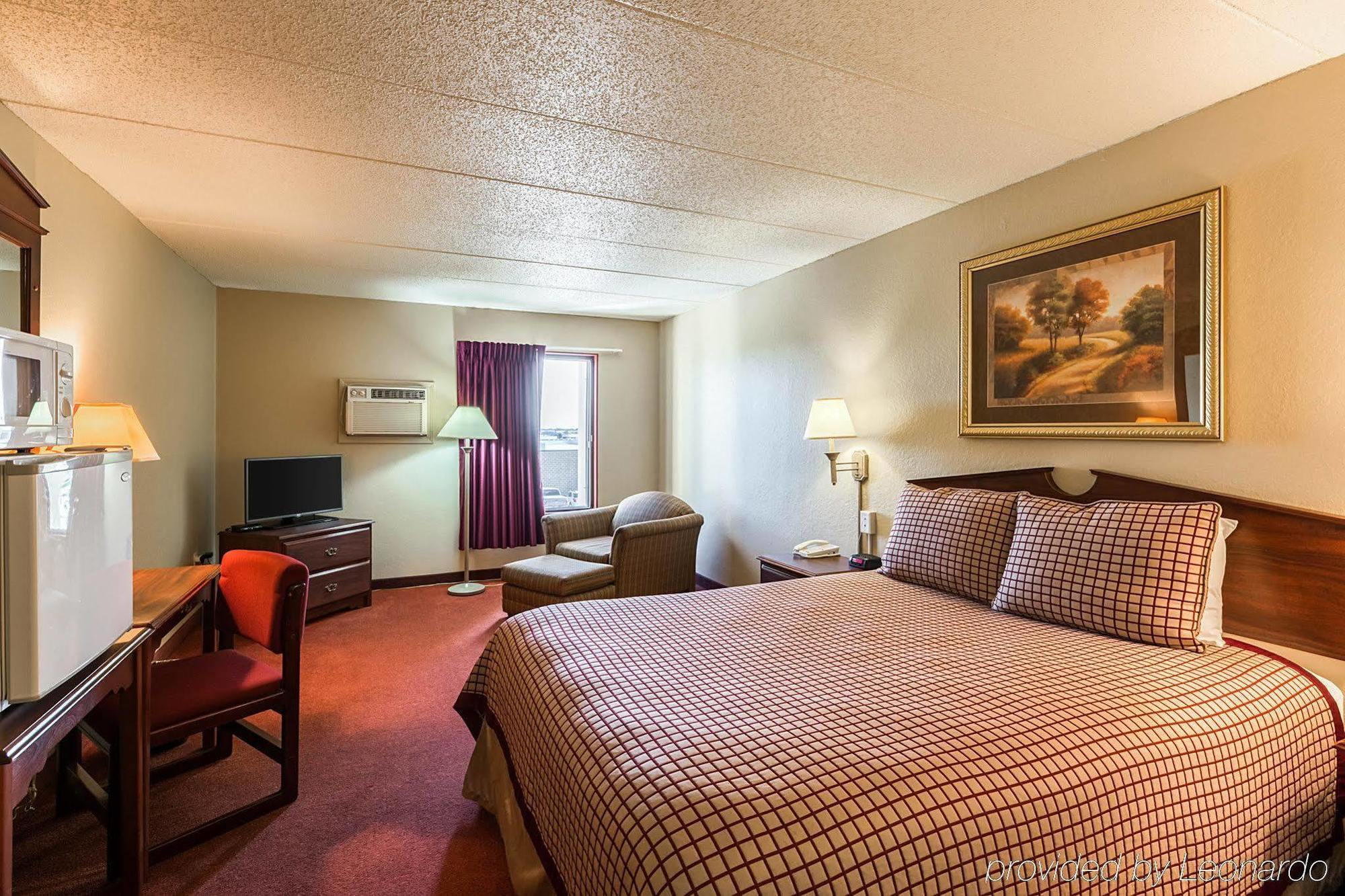Rodeway Inn Норфолк Екстер'єр фото
